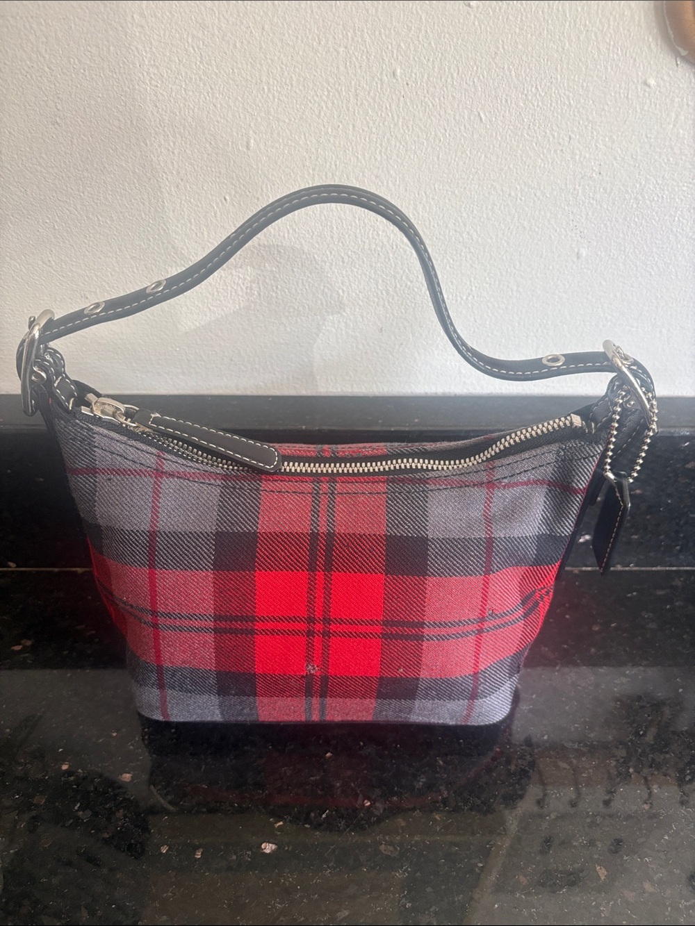 Coach Vtg Y2K Tartan Red/Black Plaid Wool Baquette 8326. - Picture 2 of 9